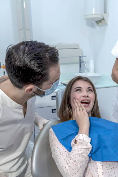 Best Emergency Tooth Extraction in Laguna Hills, CA